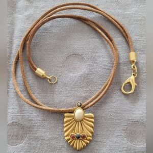 Gold and Brown Pendant Necklace